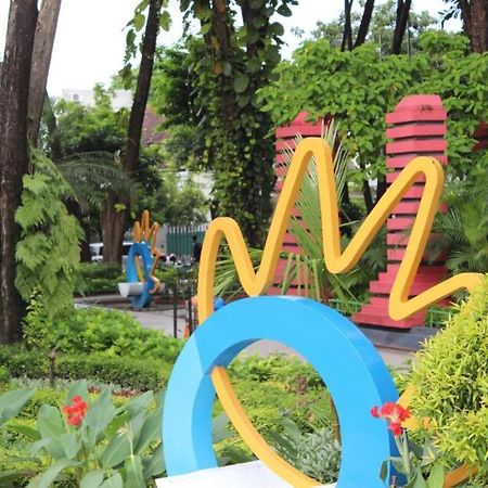 Jawa 22 Hotel And Residence Surabaya Eksteriør bilde
