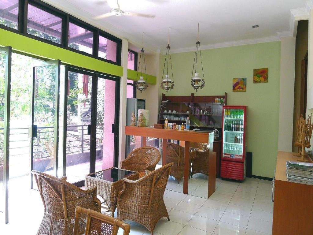 Jawa 22 Hotel And Residence Surabaya Eksteriør bilde